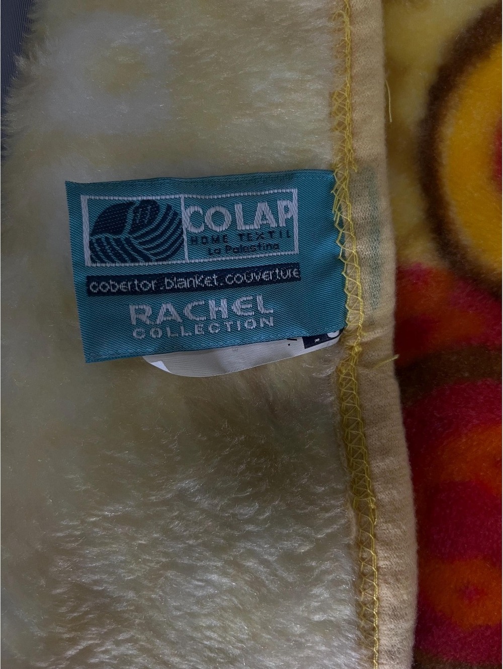 Disney Colap Rachel Collection Winnie the Pooh “Think Happy” Plush Throw Blanket - Picture 3 of 3